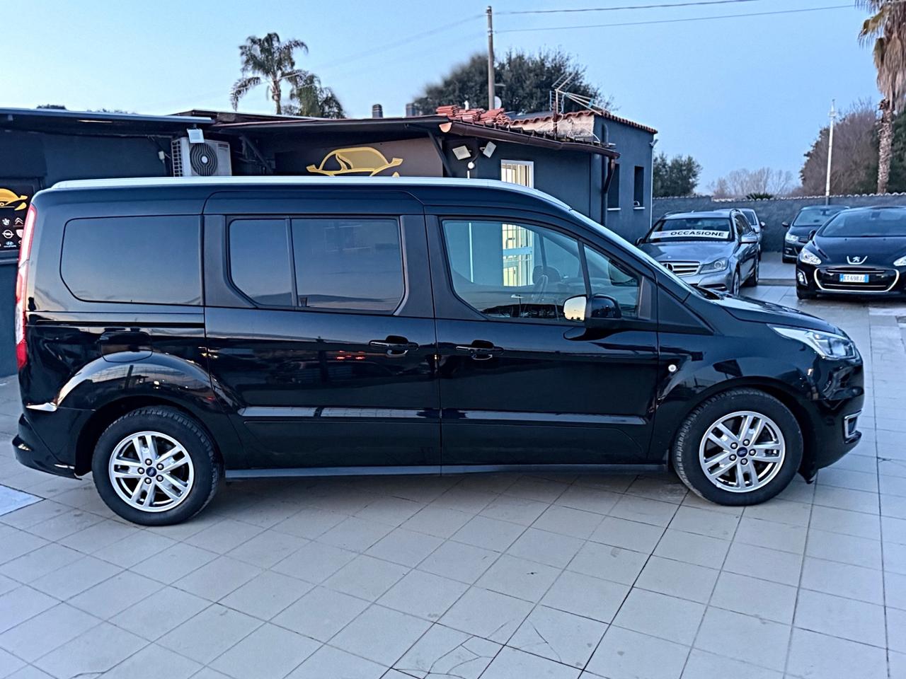 Ford Tourneo Connect 1.5 TDCi 120 CV aut. Titanium