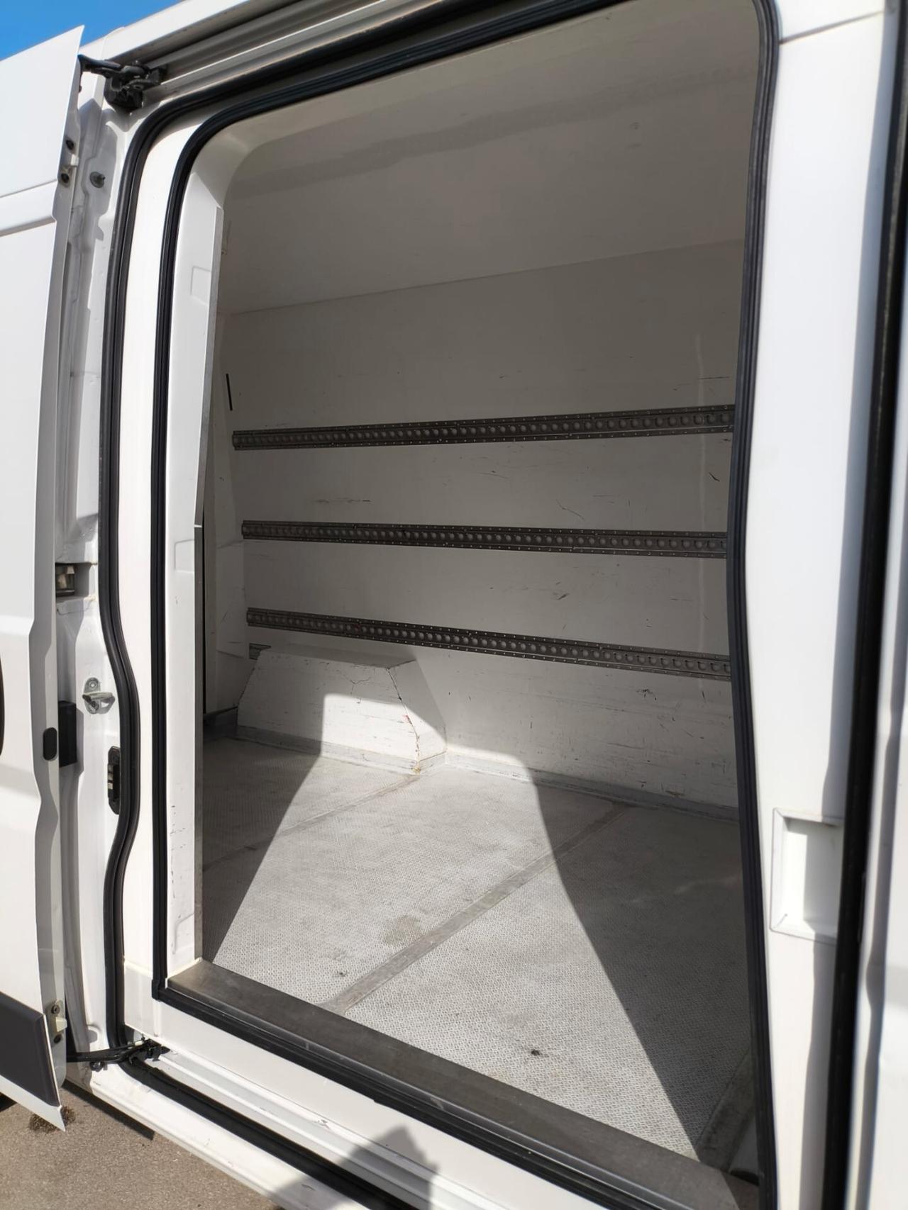 FIAT DUCATO MH2 CON PEDANA TRASPORTO OSSIGENO RIF:5624