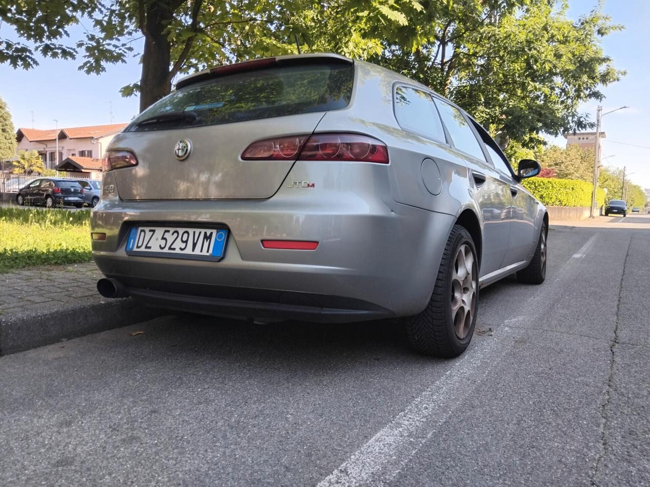 Alfa Romeo 159 2.0 JTDm Sportwagon Distinctive km 180 mila euro 5