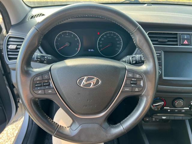 HYUNDAI i20 1.2 5 porte Econext Connectline OK NEOPATENTATI !