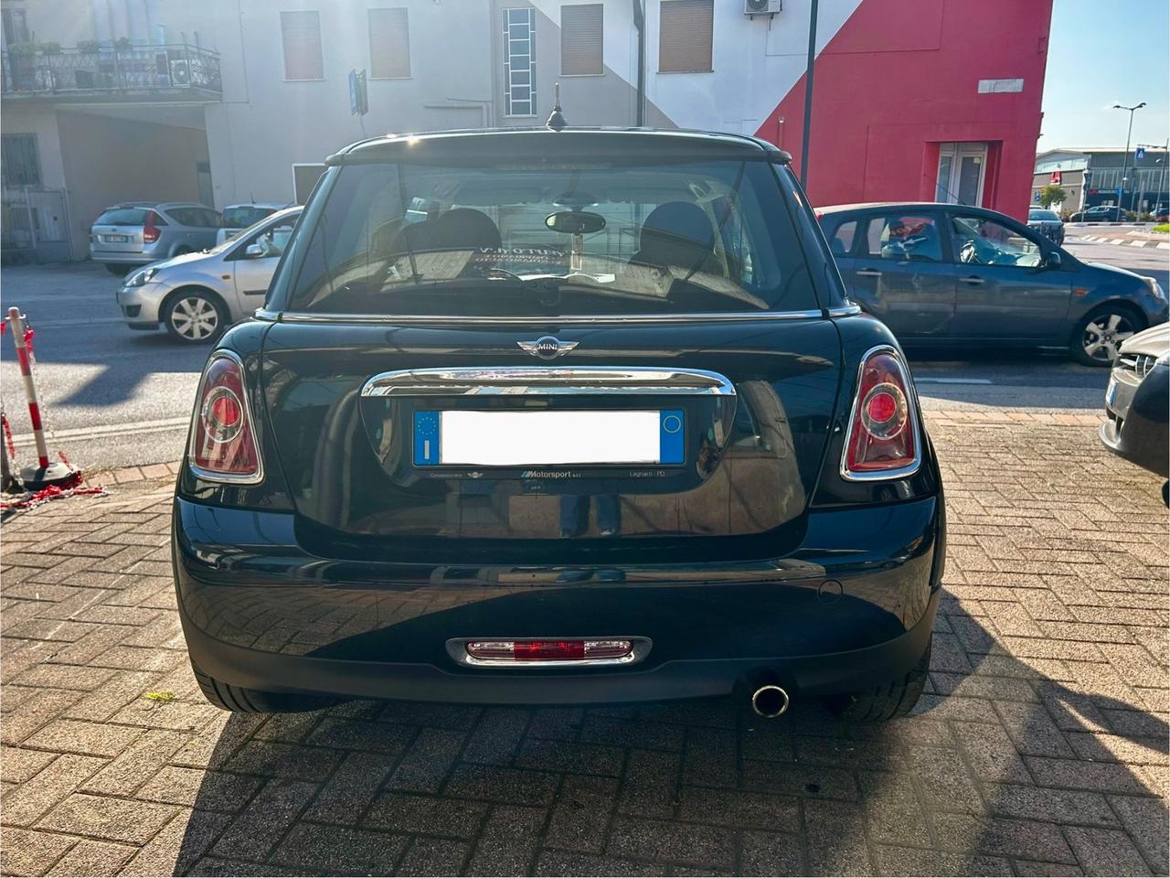 Mini 1.6 16V One (55kW)