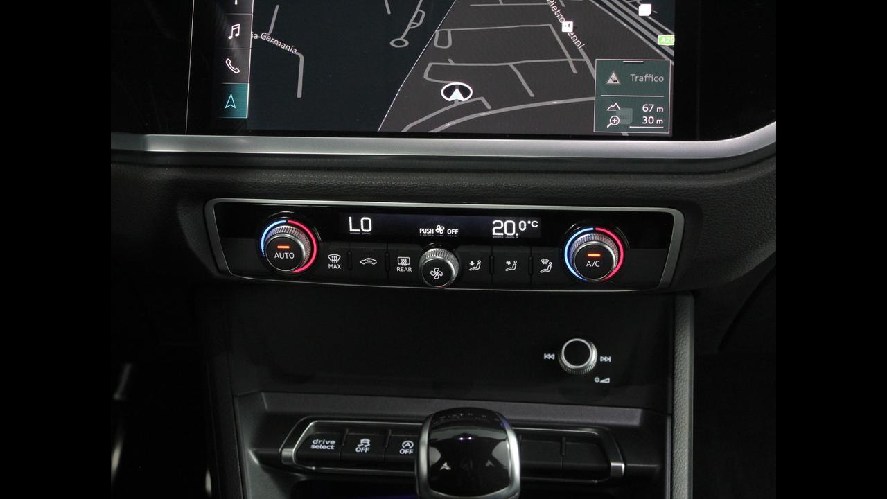 AUDI Q3 I 2019 Sportback - Q3 Sportback 35 2.0 tdi quattro s-tronic