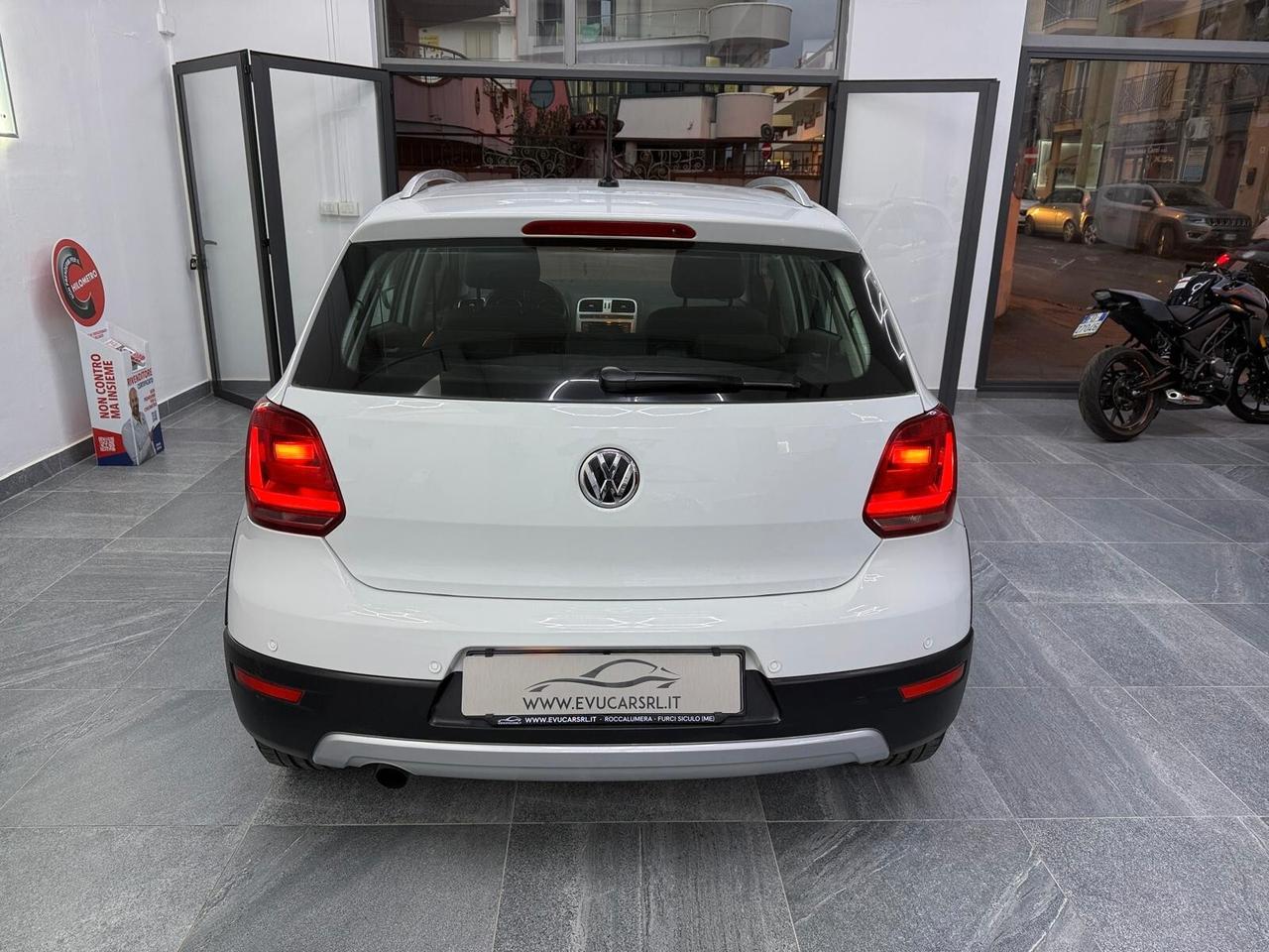 Volkswagen Polo Cross 1.4 TDI 90 CV DSG 5p.