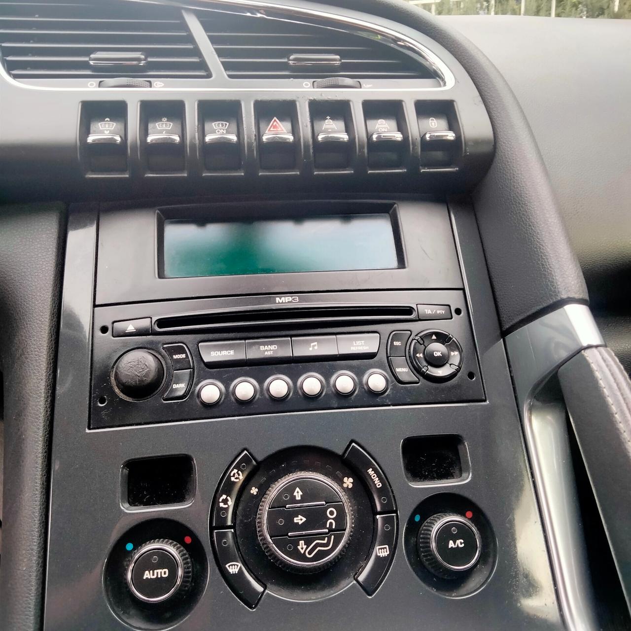 Peugeot 3008 1.6 HDi 110CV Premium