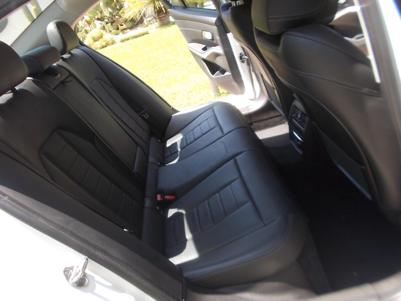 Bmw 318d 150cv *M-SPORT-FULL OPT.* da VETRINA