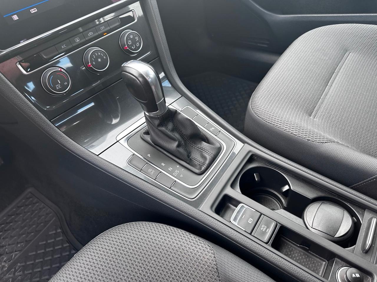 Volkswagen Golf 1.4 TGI DSG Highline GANCIO TRAINO