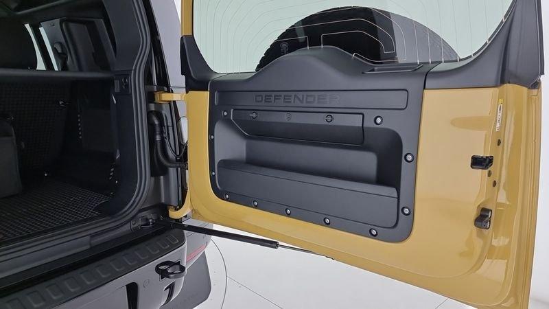 Land Rover Defender D350 AWD Auto 110 Trophy Edition