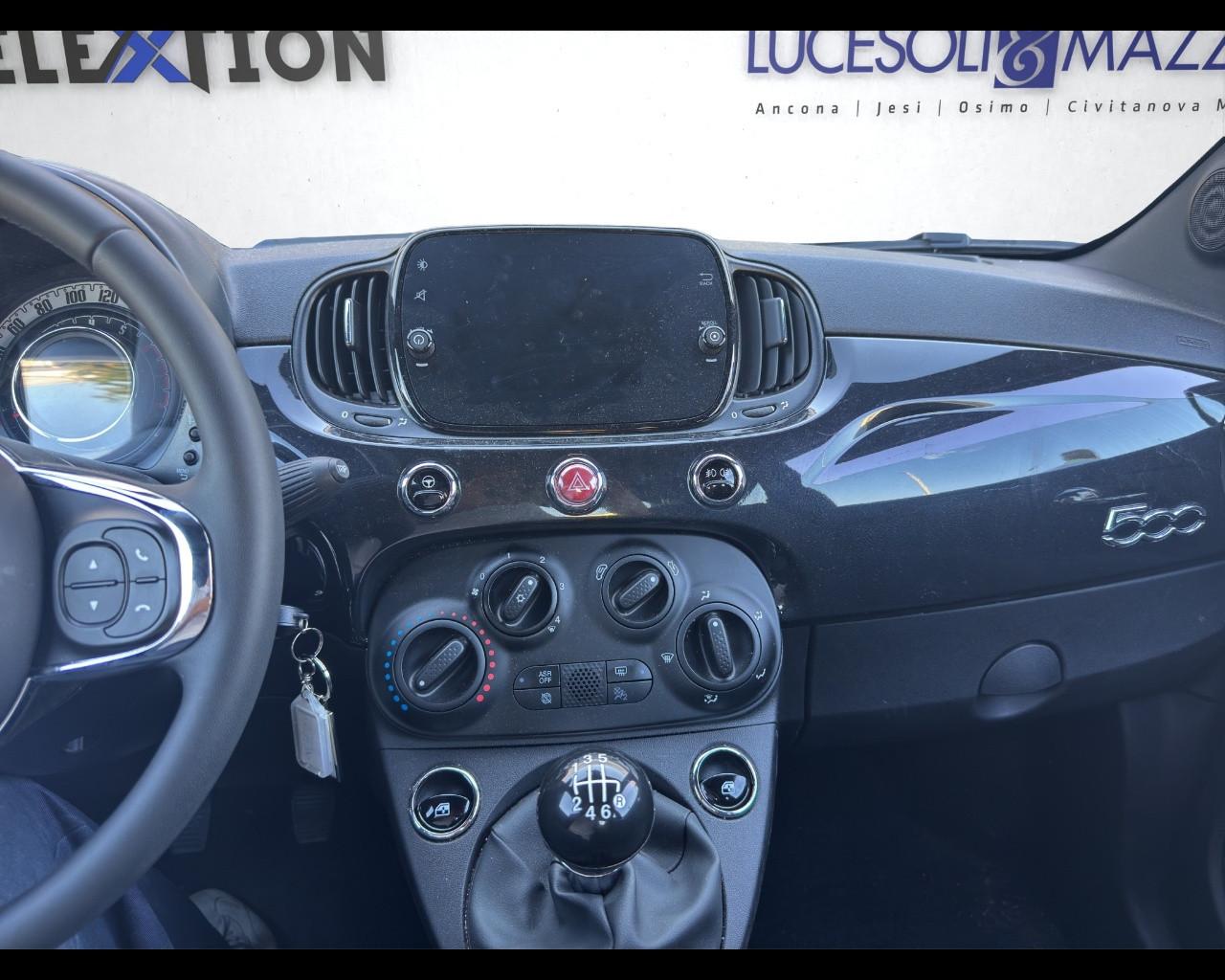 FIAT 500 (2015-2024) - 500 C 1.0 Hybrid Dolcevita
