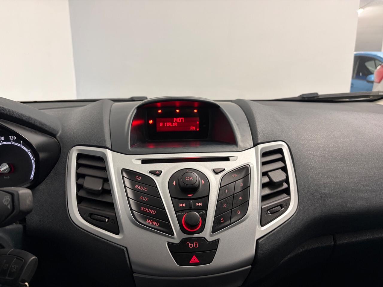 Ford Fiesta 1.2 16V GPL 60CV 5p. Titanium Bs.