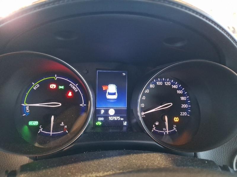 TOYOTA C-HR 1.8H 98CV E-CVT Business