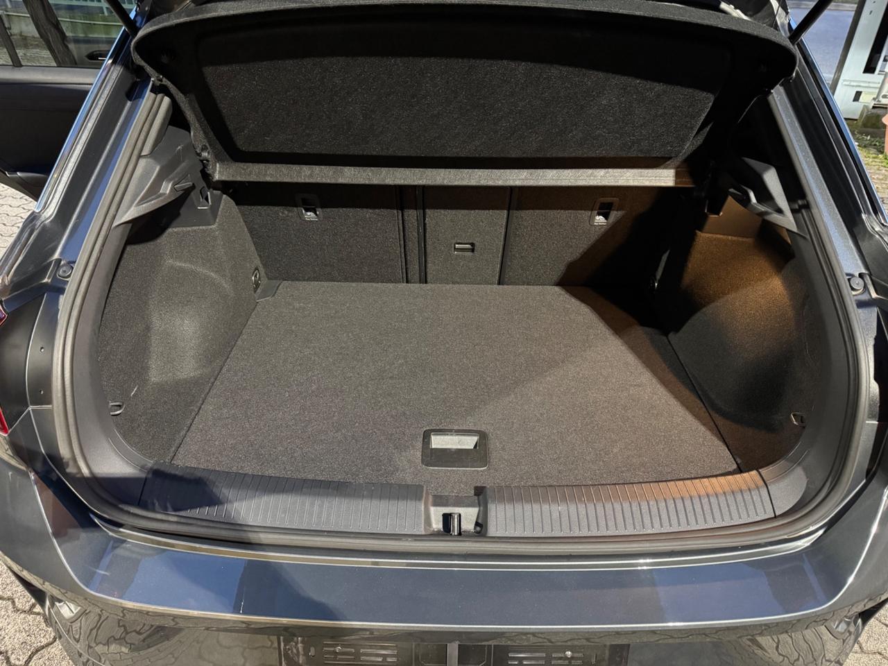 Volkswagen T-Roc 1.0 TSI R-Line Prezzo Reale