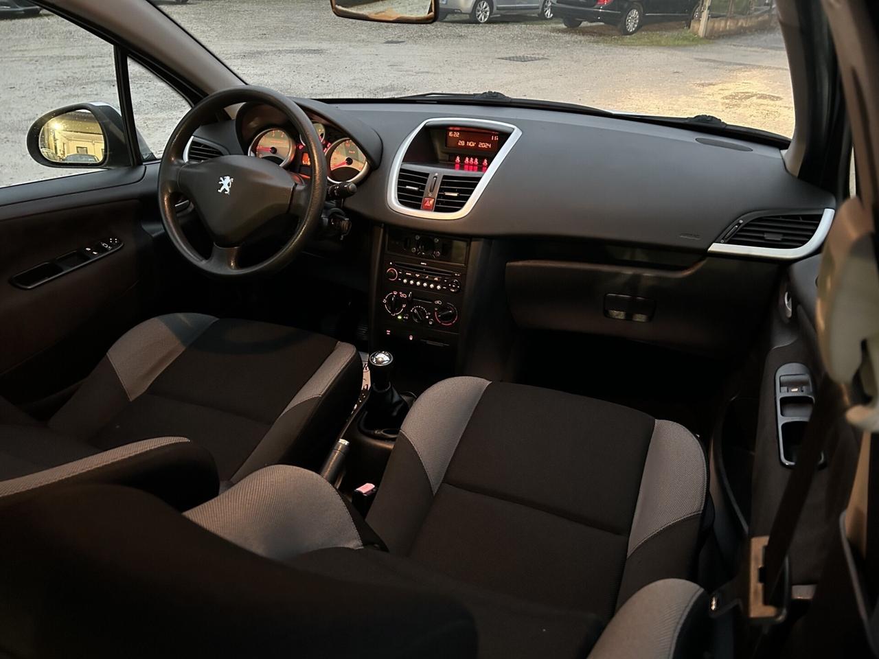 PEUGEOT 207 1.4 75CV OK NEOPATENTATI