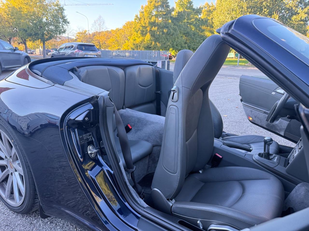 Porsche 911 Carrera Cabriolet