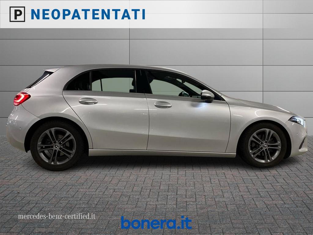 Mercedes Classe A 180 180 D Business 8G-DCT