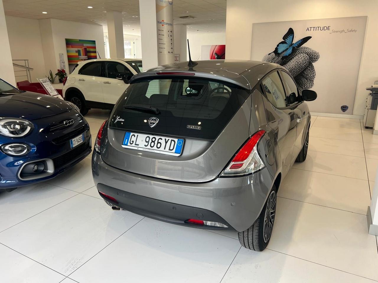 Lancia Ypsilon 1.0 FireFly 5 porte S&S Hybrid Gold