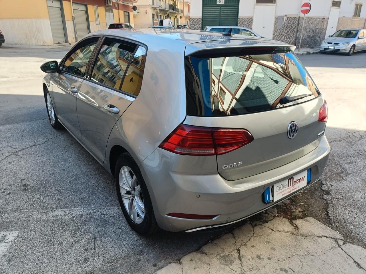 Volkswagen Golf 1.5 TGI DSG 5p. Business BlueMotion Technology