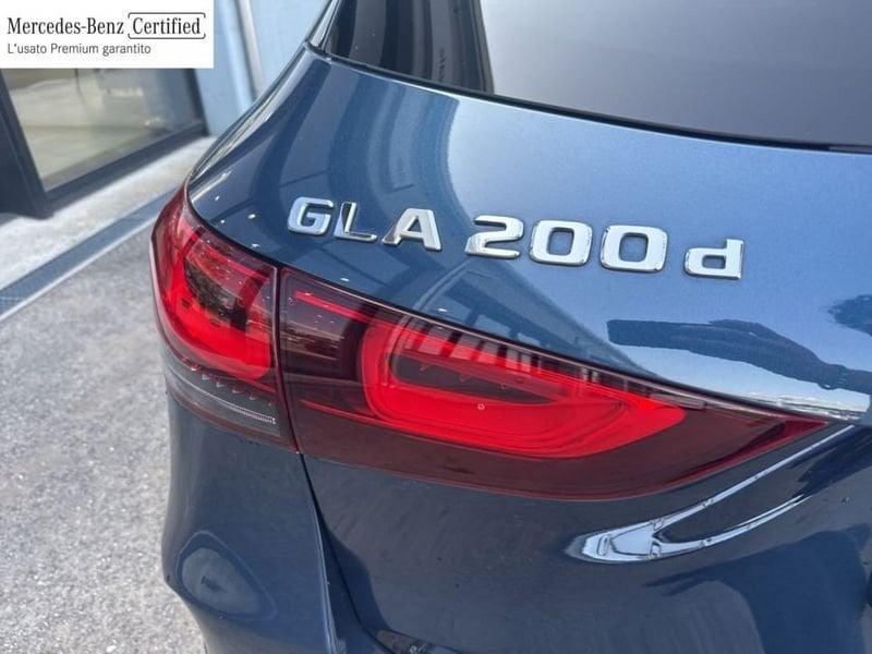 Mercedes-Benz GLA 200 D PREMIUM AUTO