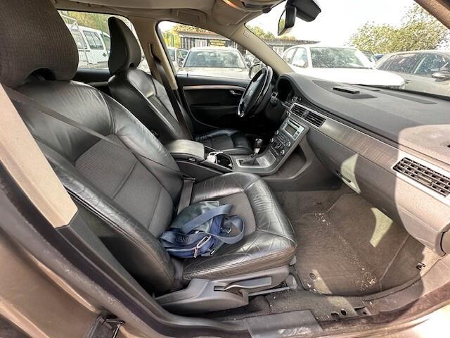 Volvo V70 2.4 D Momentum