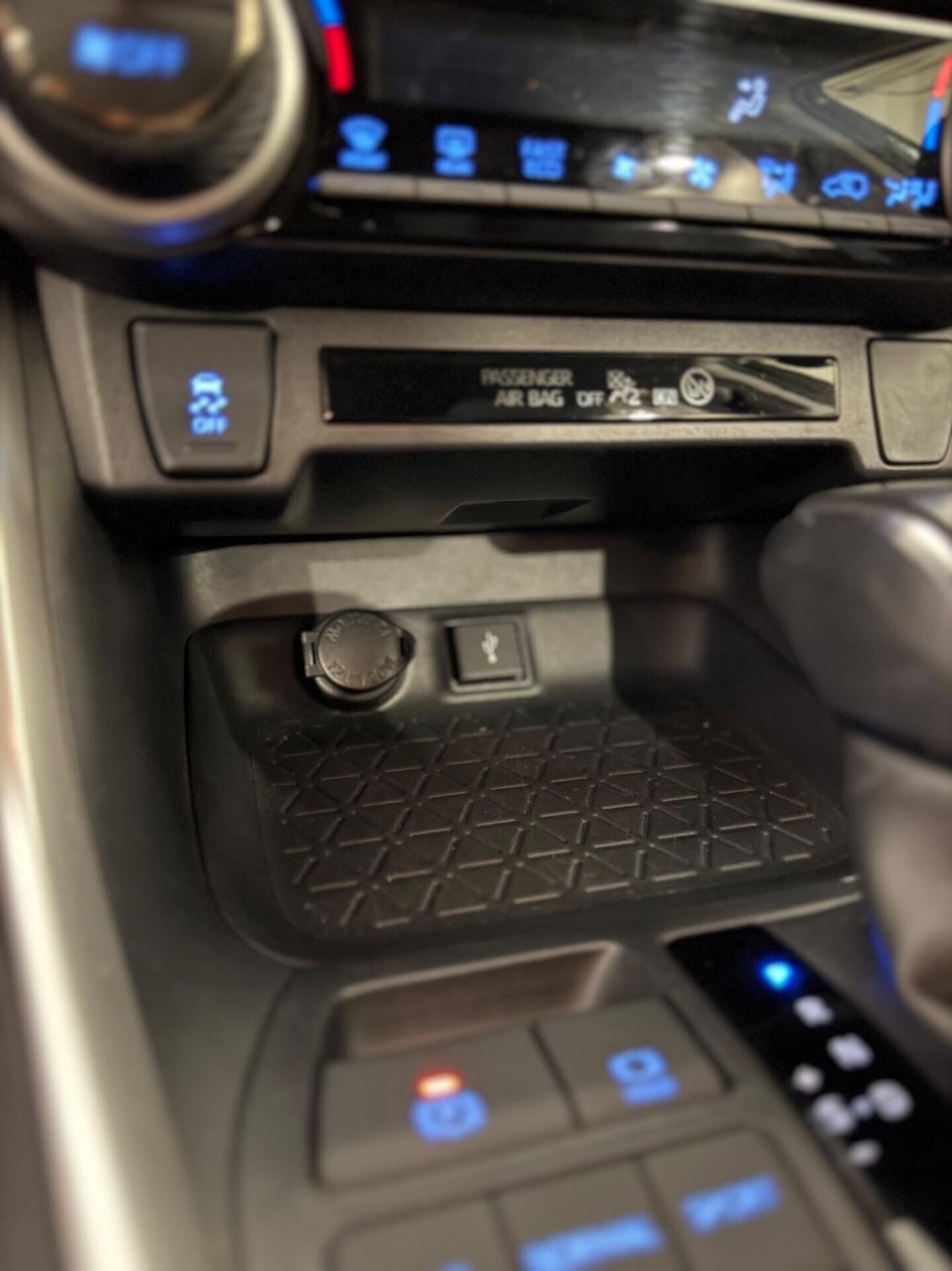 RAV4 2.5 HV (218CV) E-CVT 2WD Active