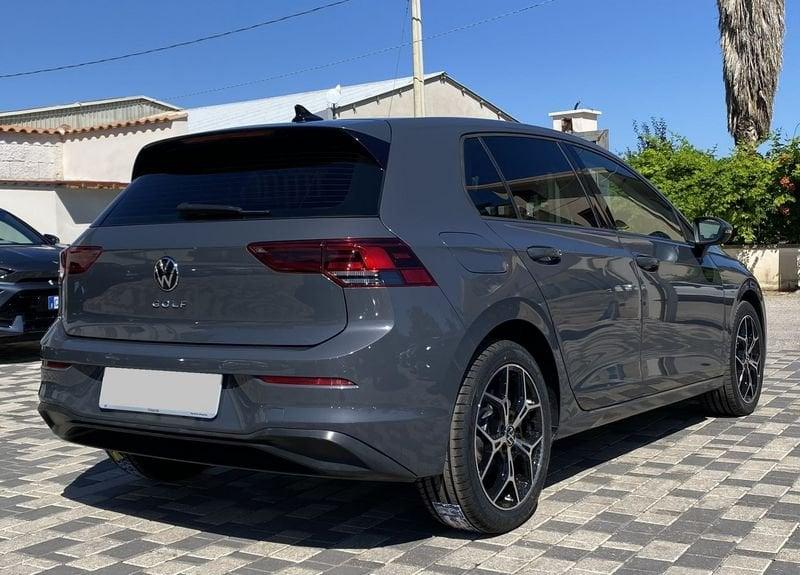 Volkswagen Golf 8 Life 2.0 TDI 116CV