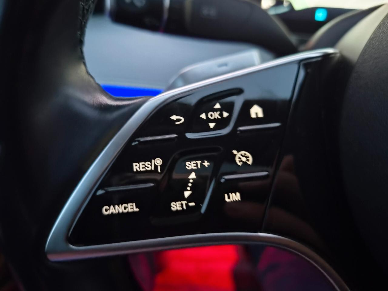 Mercedes-benz E 220 d Mild hybrid 130.000KM