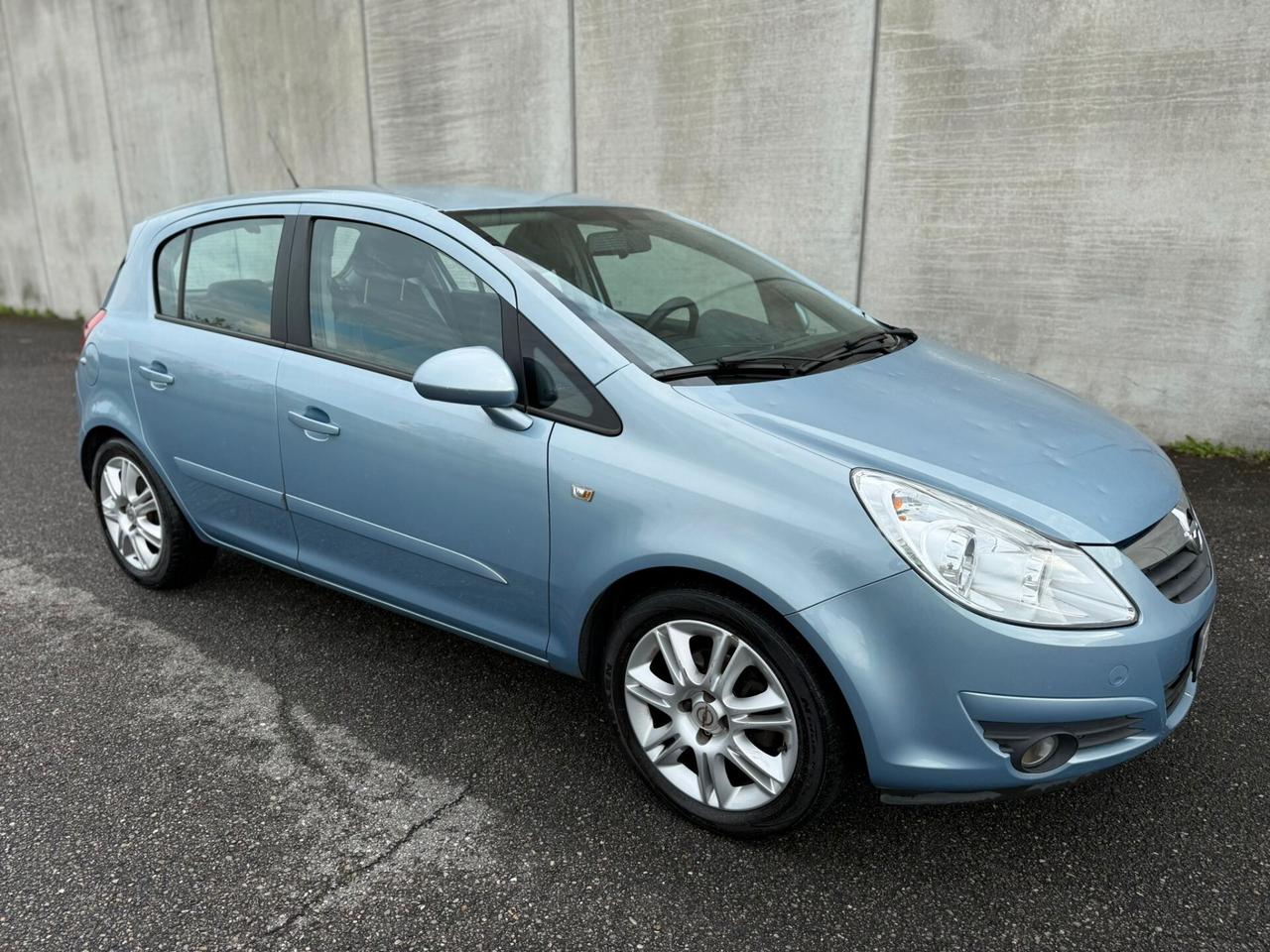 Opel Corsa 1.3 CDTI 75CV 5 porte NEOPATENTATI