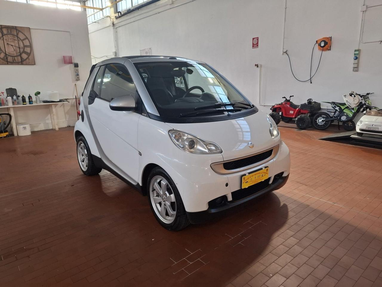 Smart ForTwo 1000 62 kW cabrio pulse