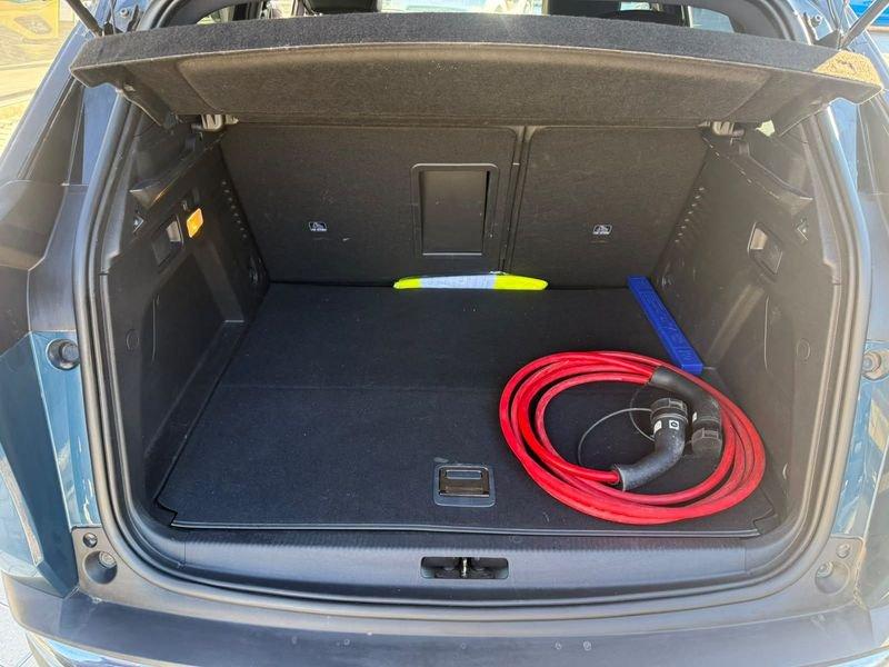 Peugeot 3008 Hybrid 225 e-EAT8 Allure Pack