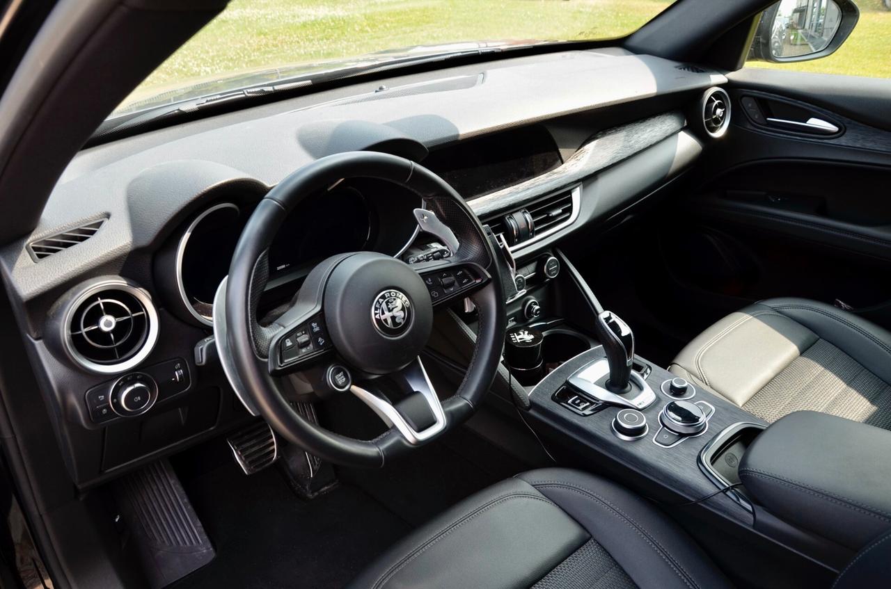 ALFA ROMEO STELVIO 2.0 t SPRINT Q4 280cv AUTO, GARANZIA UFF, UNICOPROP, UFF ITALIANA, SERVICE FCA, EURO 6D, NAVI, RETROCMAERA, PERMUTE