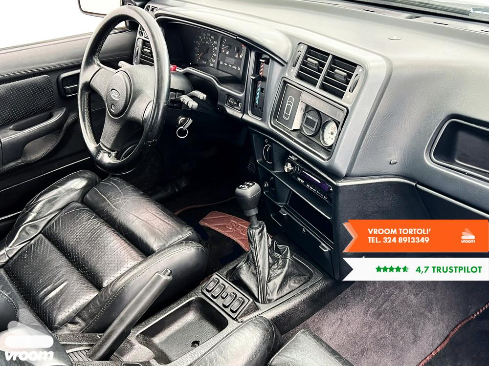 FORD Sierra 2.0i turbo 16V 4p. RS Cosworth Exec...