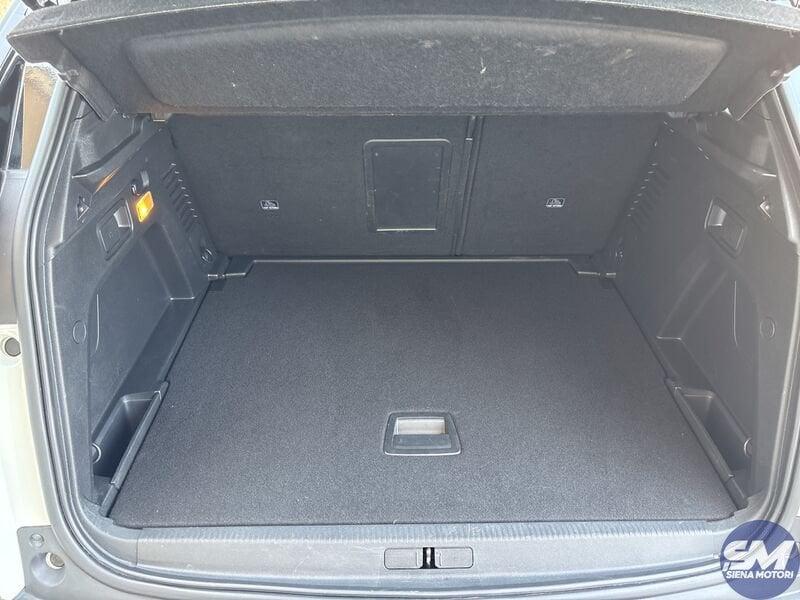 Peugeot 3008 BlueHDi 130 S&S EAT8 Allure