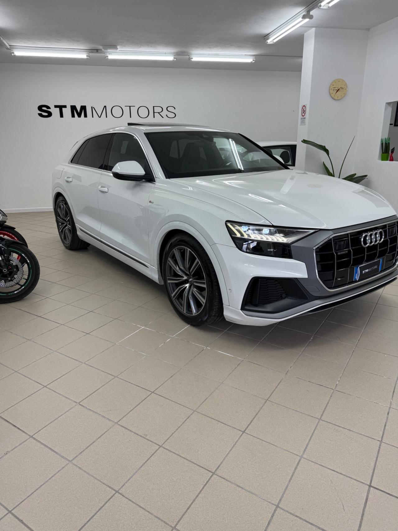 Audi Q8 45 TDI quattro tiptronic Sport