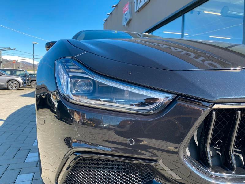 Maserati Ghibli 3.0 V6 Modena 430cv awd auto