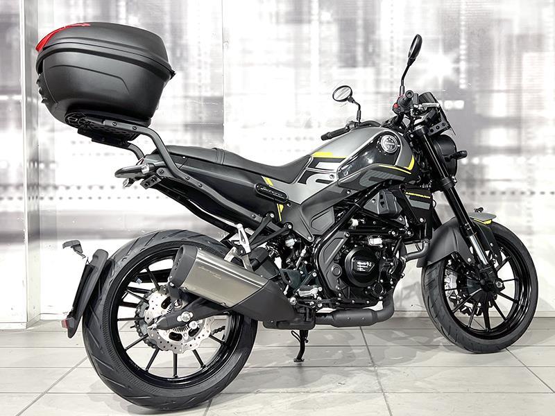 Benelli Leoncino 250