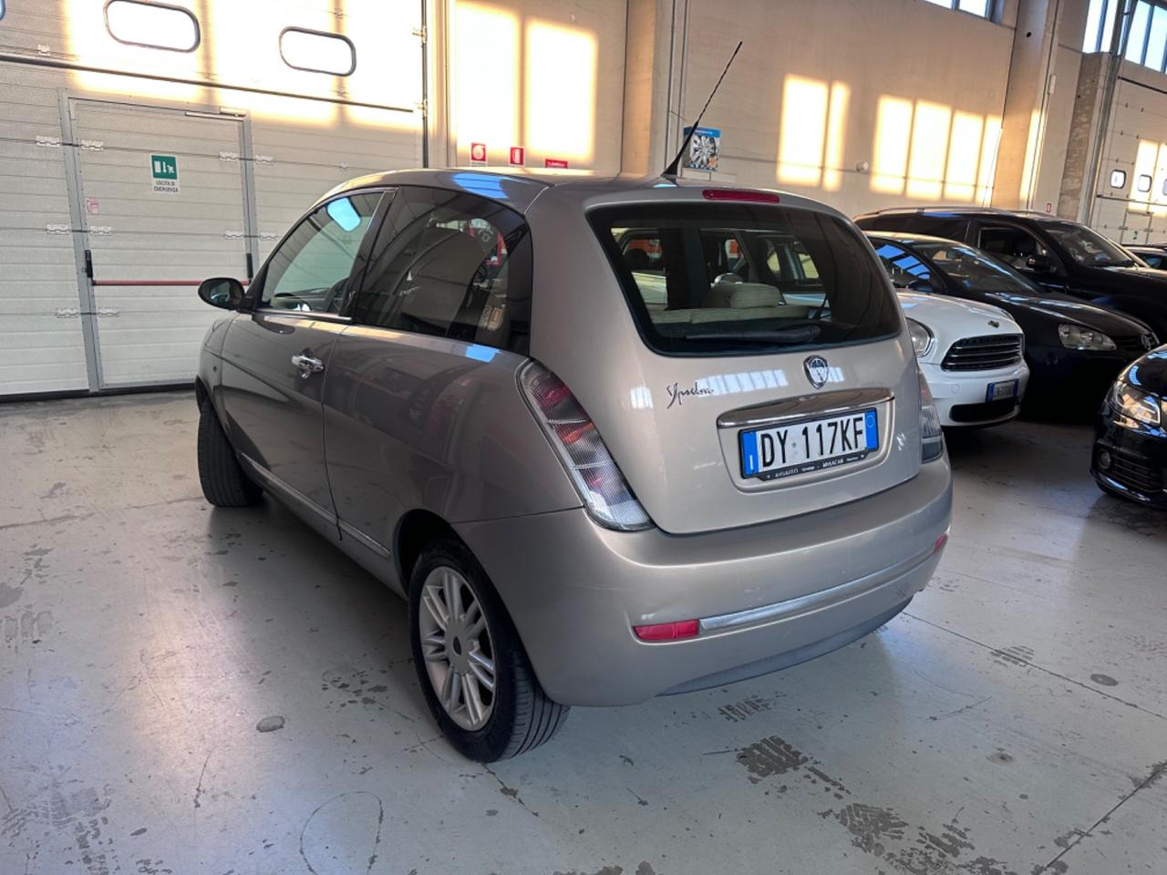 Lancia Ypsilon 1.4 Oro