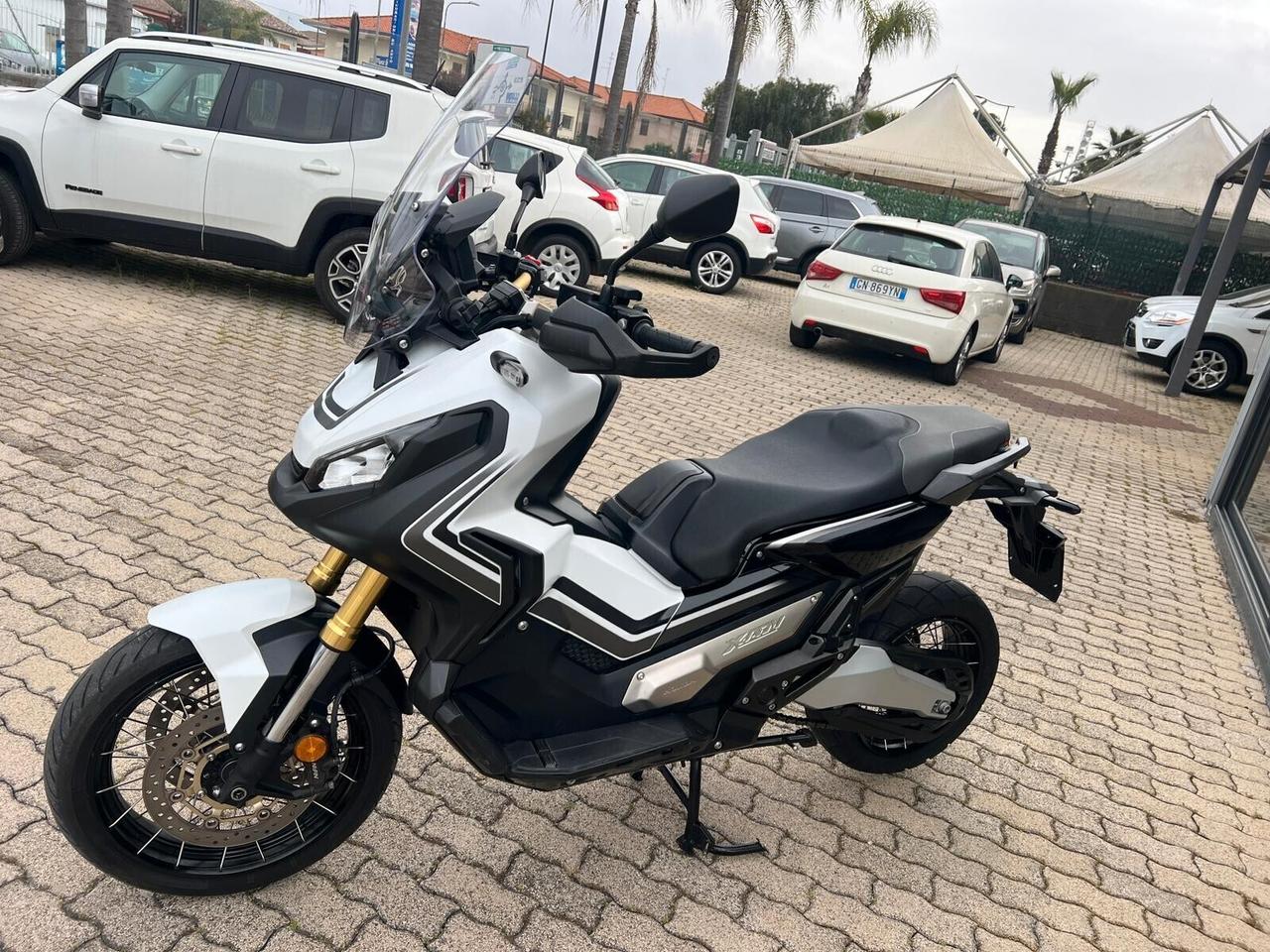 Honda X-ADV 750 X-ADX 750 DCT DESERT TRACK