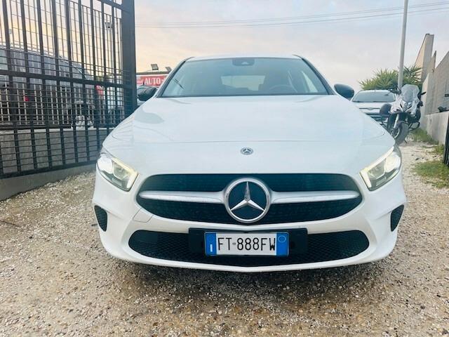 Mercedes-benz A 180 A 180 d Automatic Premium