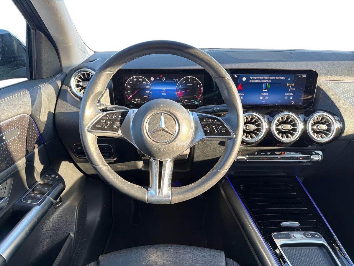 Mercedes-Benz GLA 180 Progressive Advanced Plus auto