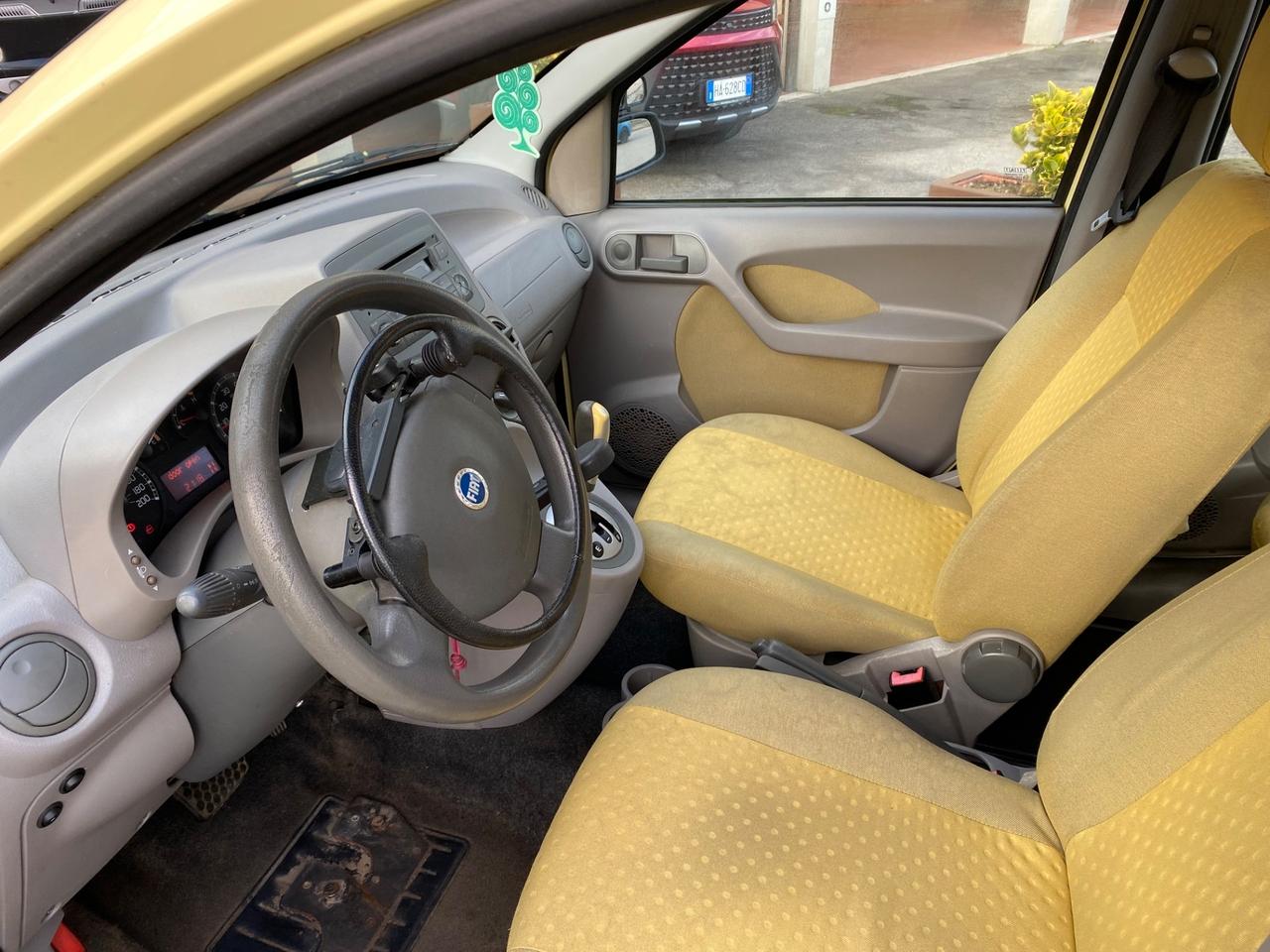 Fiat Panda 1.2 automatica adatta a portatori handicap