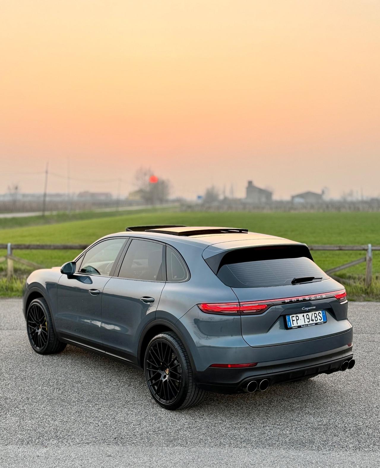 Porsche Cayenne 3.0 V6
