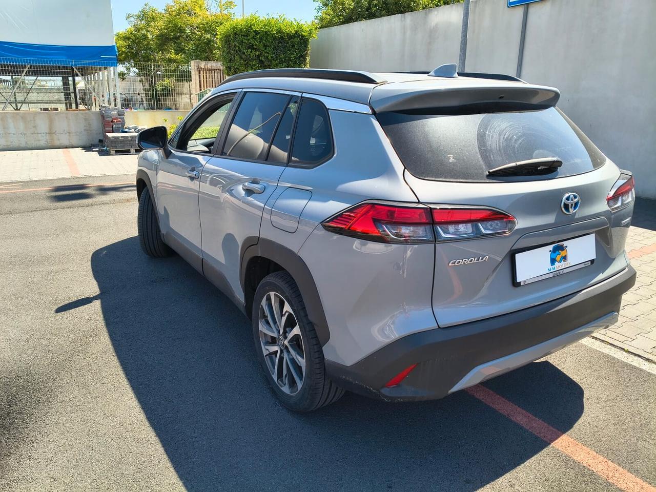 Toyota Corolla Cross 2.0 Hybrid 197 CV E-CVT Lounge Light