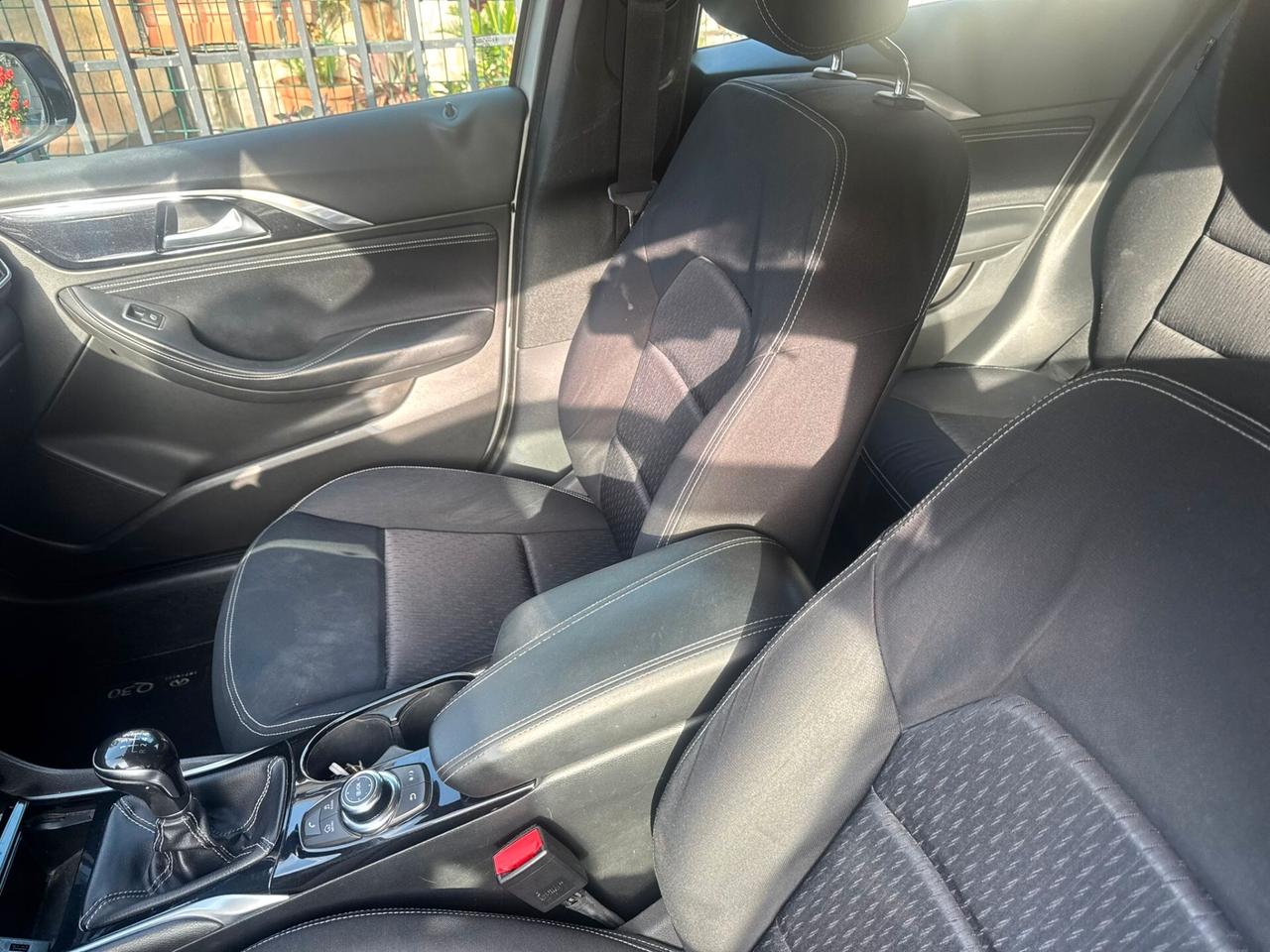 Infiniti Q30 1.5 diesel Premium