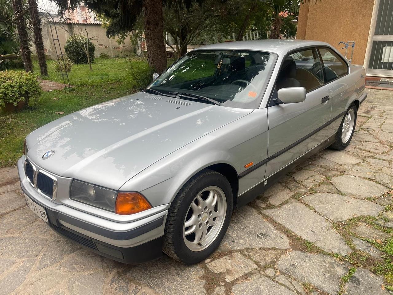Bmw 318 318is 1.9 16V cat Coupé