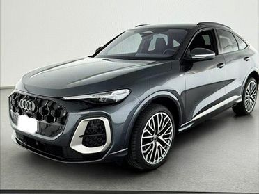 AUDI Q5 SPB Sportback TFSI mHEV+ S tronic quattro S line.