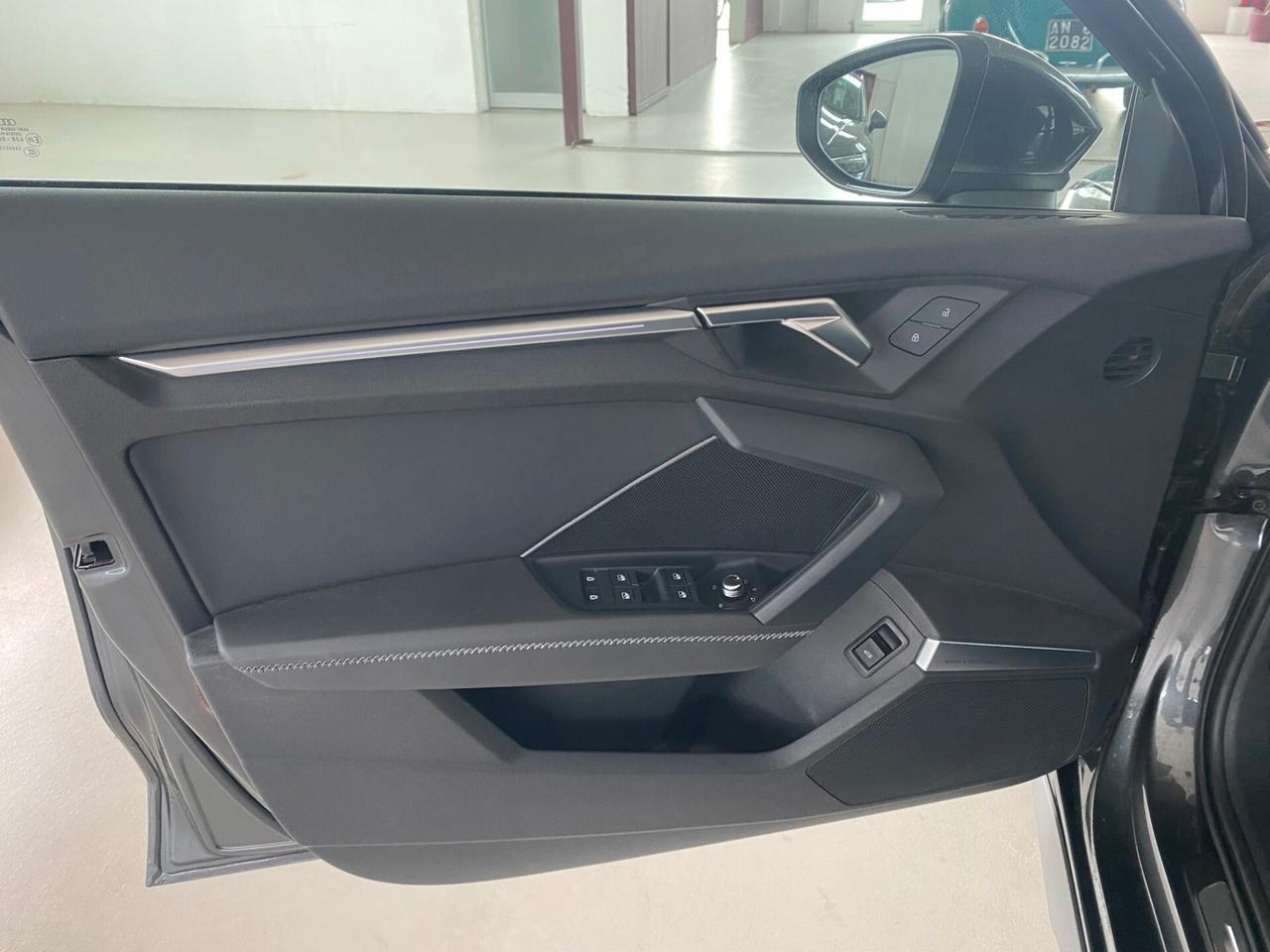 Audi A3 SPB 35 TFSI S line edition