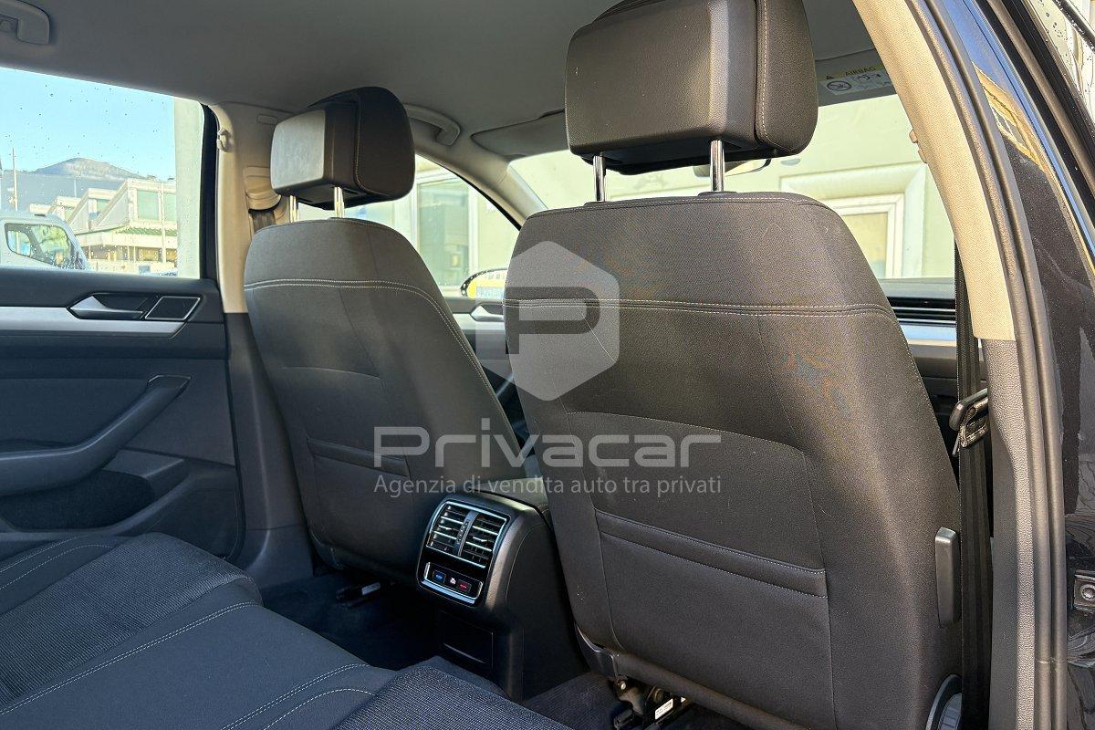 VOLKSWAGEN Passat Variant 1.6 TDI DSG Comfortline BlueMotion Tech.