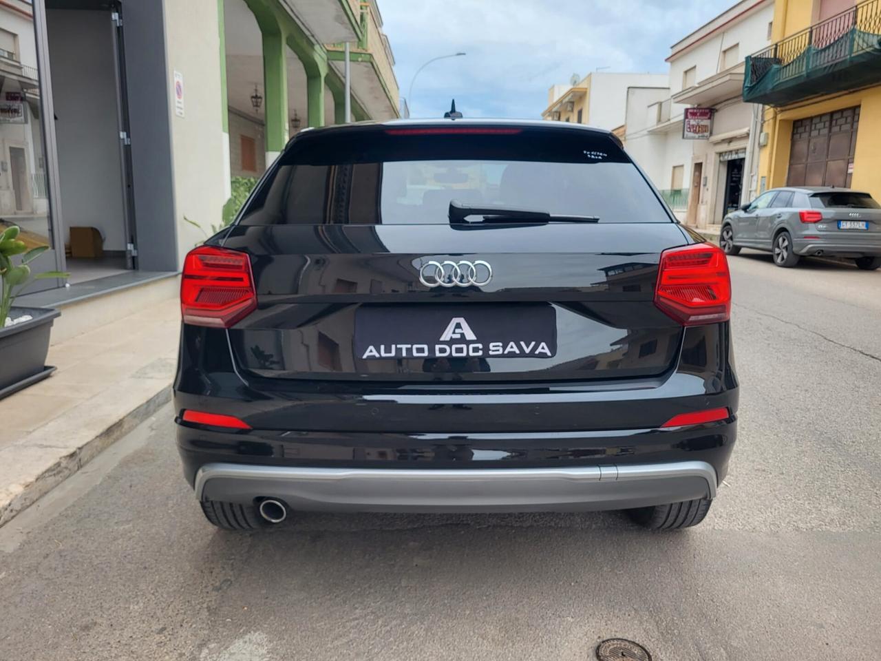 Audi Q2 1600 TDI S line Edition Cerchi 18 Pelle Fari Led...