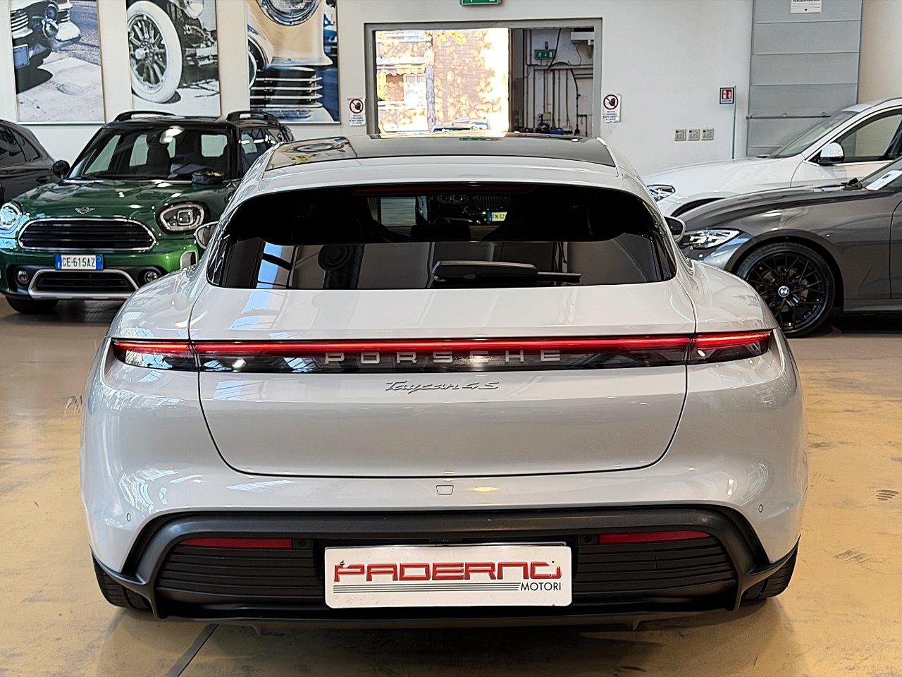 Porsche Taycan Sport Turismo 4S 5p.ti-21"-Tetto pan-Bose-Pelle totale-FULL