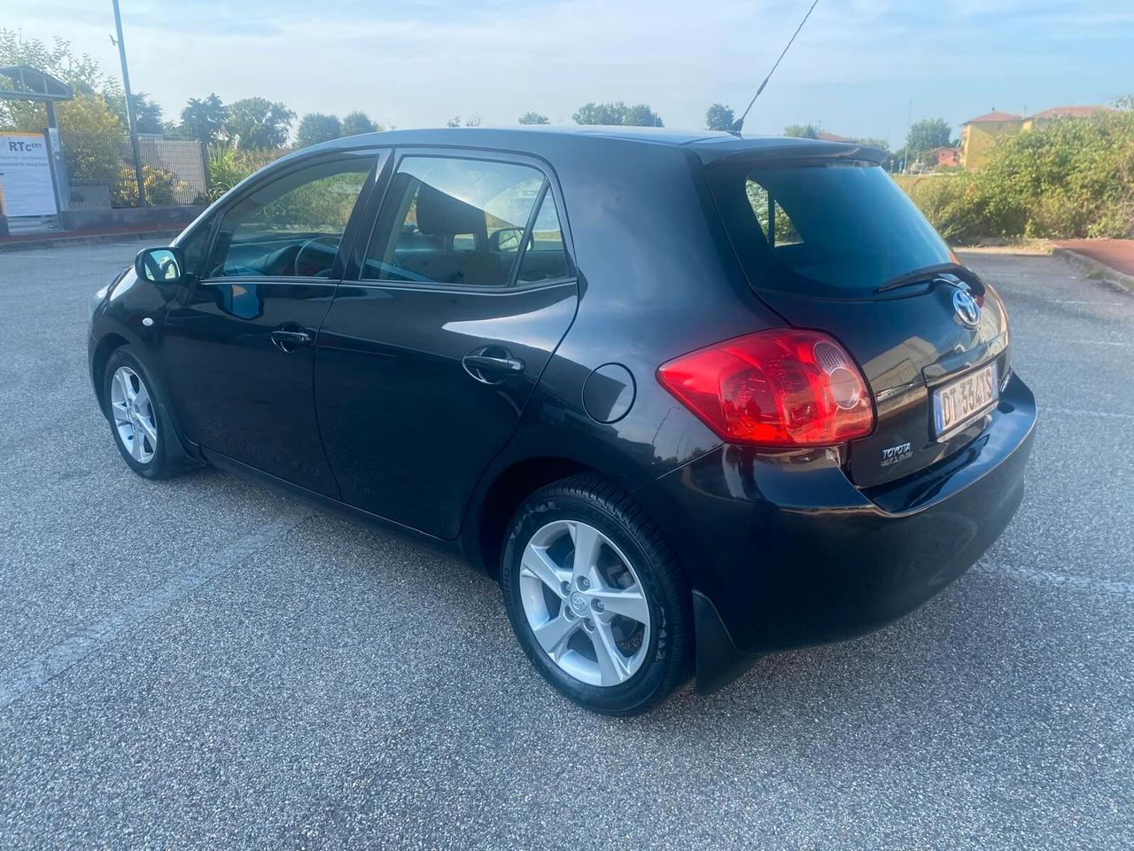Toyota Auris 2.0 D-4D DPF 5 porte Sol MY'08