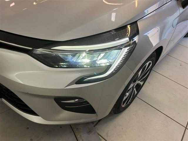 RENAULT Clio 5 Porte 1.6 E-Tech full hybrid 145cv Techno A